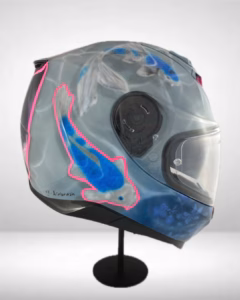 Motorradhelm mit Airbrush Lackierung: Streetart vs. Japan. Ansicht rechts.