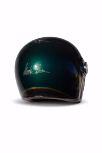 Motorrad Helm mit grünem Custom Paint Job, Airbrush Gestaltung.
